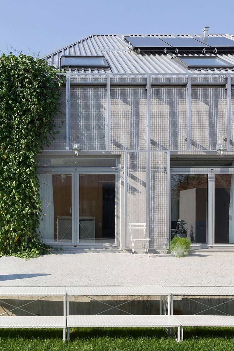 House 23